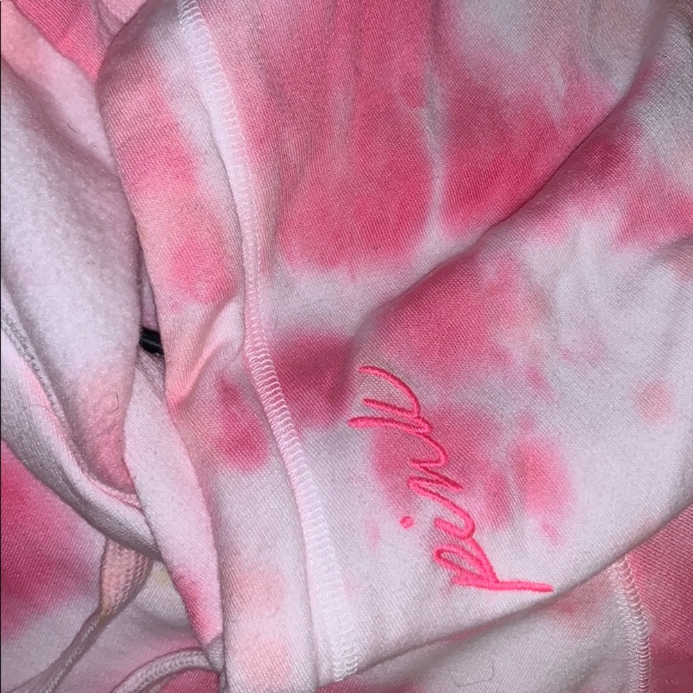 Comfy Soft Front Pocket Pullover. Slightly Worn. - image 4